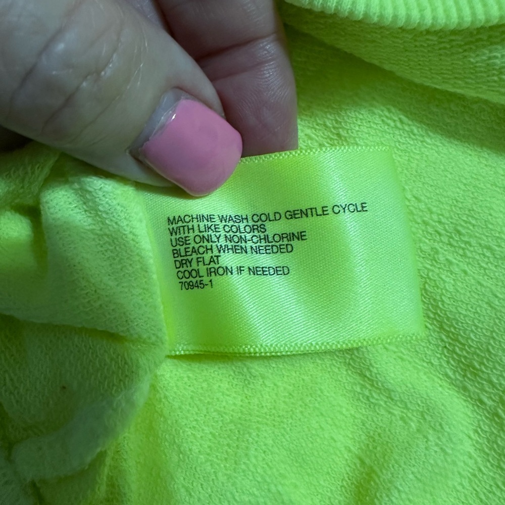 WOMEN’S CITY STREETS BRIGHT NEON LIGHTWEIGHT CROPPED SWEATSHIRT XL - Picture 7 of 9